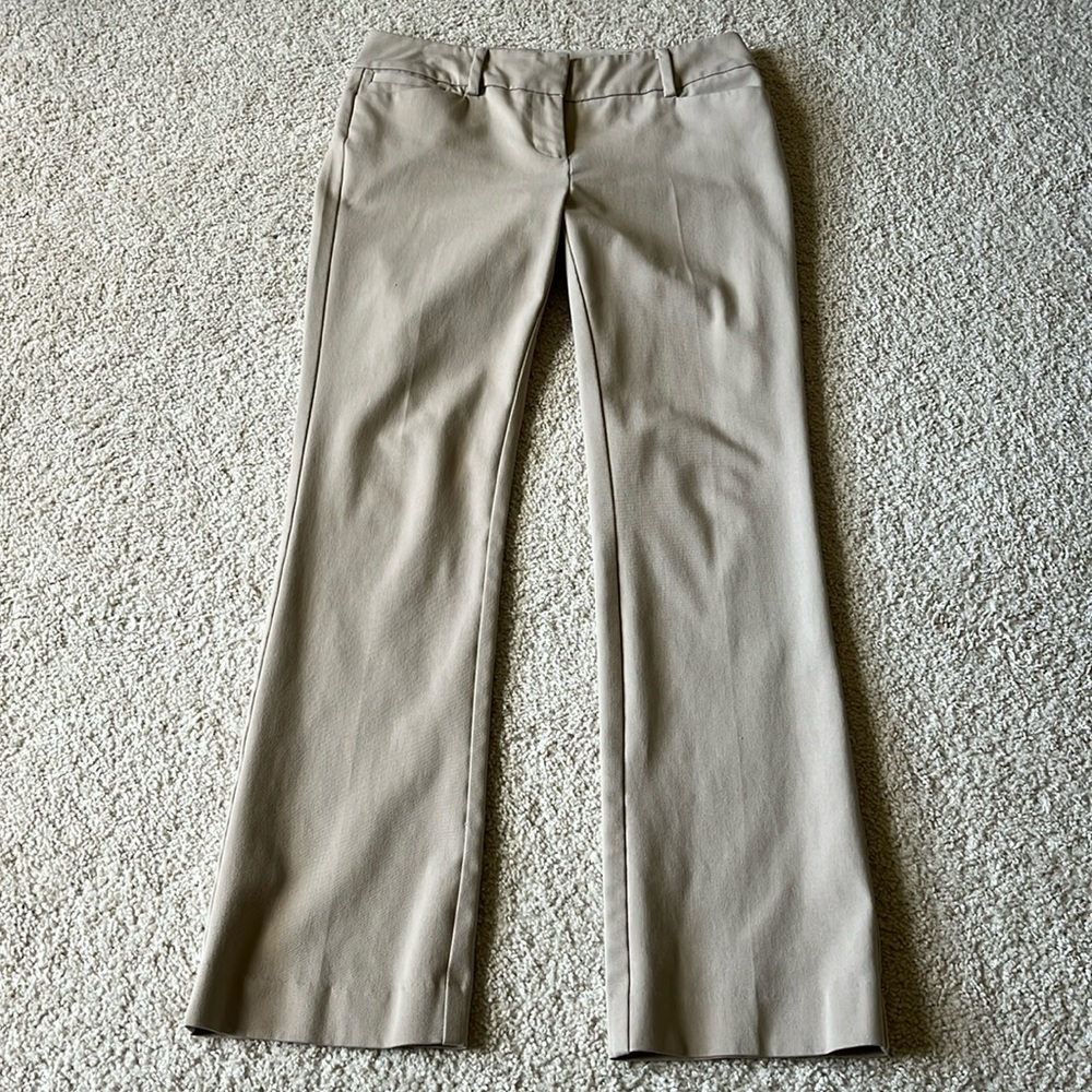 New York & Company 7th Avenue Dress Pants (Color: Beige, Size: 2 Petite)